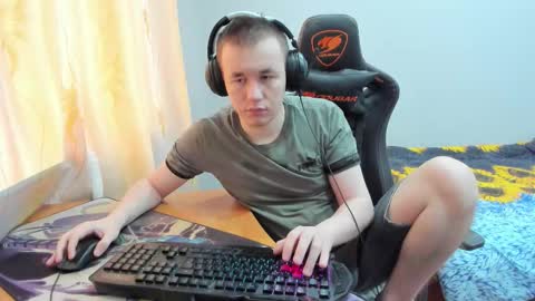 Snapshot of iliaskrislove chatting on 10-19-25, 05:52 iliaskris online show from 10-19-25, 05:52