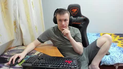 Snapshot of iliaskrislove chatting on 10-24-25, 06:37 iliaskris online show from 10-24-25, 06:37