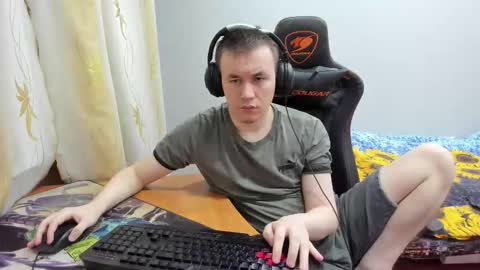 Snapshot of iliaskrislove chatting on 10-25-25, 04:46 iliaskris online show from 10-25-25, 04:46