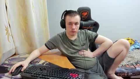 Snapshot of iliaskrislove chatting on 10-26-25, 07:42 iliaskris online show from 10-26-25, 07:42