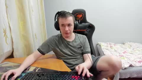 Snapshot of iliaskrislove chatting on 11-17-25, 12:22 iliaskris online show from 11-17-25, 12:22