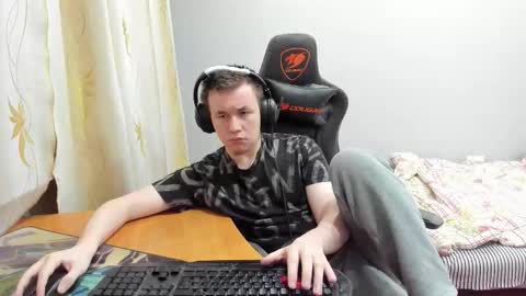 Snapshot of iliaskrislove chatting on 11-20-25, 01:39 iliaskris online show from 11-20-25, 01:39