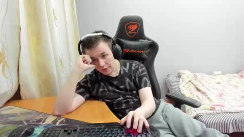 Snapshot of iliaskrislove chatting on 11-20-25, 01:44 iliaskris online show from 11-20-25, 01:44