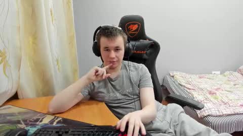 Snapshot of iliaskrislove chatting on 11-24-25, 03:34 iliaskris online show from 11-24-25, 03:34