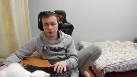 Snapshot of iliaskrislove chatting on 11-30-25, 01:37 iliaskris online show from 11-30-25, 01:37