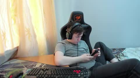 Snapshot of iliaskrislove chatting on 06-07-26, 12:42 iliaskris online show from 06-07-26, 12:42
