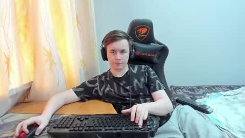Snapshot of iliaskrislove chatting on 06-11-26, 12:32 iliaskris online show from 06-11-26, 12:32