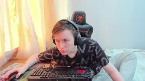 Snapshot of iliaskrislove chatting on 06-14-26, 01:14 iliaskris online show from 06-14-26, 01:14