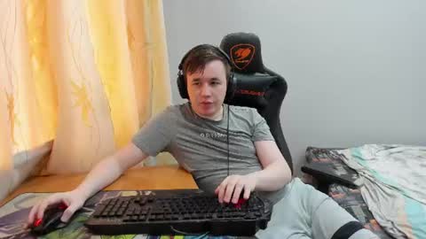 Snapshot of iliaskrislove chatting on 06-15-26, 02:36 iliaskris online show from 06-15-26, 02:36