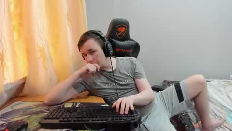 Snapshot of iliaskrislove chatting on 06-15-26, 02:41 iliaskris online show from 06-15-26, 02:41