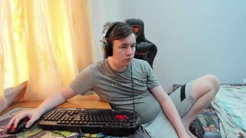 Snapshot of iliaskrislove chatting on 06-16-26, 02:58 iliaskris online show from 06-16-26, 02:58