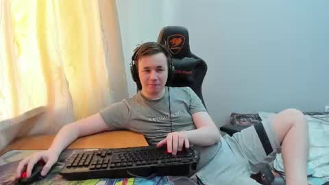 Snapshot of iliaskrislove chatting on 06-19-26, 11:14 iliaskris online show from 06-19-26, 11:14