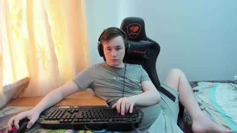 Snapshot of iliaskrislove chatting on 06-21-26, 12:08 iliaskris online show from 06-21-26, 12:08