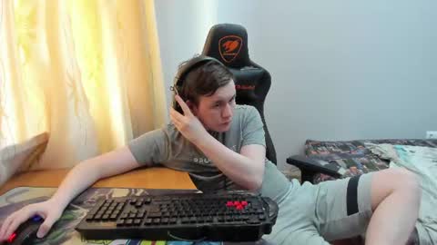 Snapshot of iliaskrislove chatting on 06-25-26, 05:12 iliaskris online show from 06-25-26, 05:12