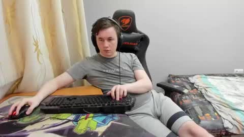Snapshot of iliaskrislove chatting on 06-28-26, 12:27 iliaskris online show from 06-28-26, 12:27