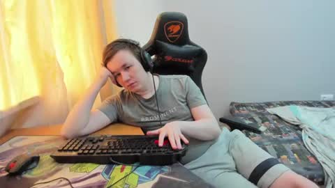 Snapshot of iliaskrislove chatting on 06-29-26, 10:15 iliaskris online show from 06-29-26, 10:15