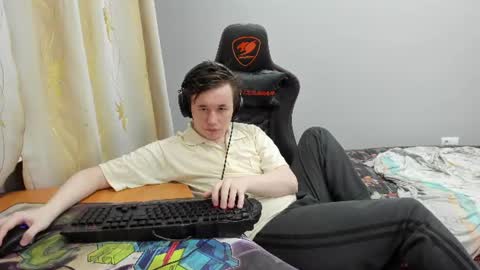Snapshot of iliaskrislove chatting on 07-09-26, 06:23 iliaskris online show from 07-09-26, 06:23