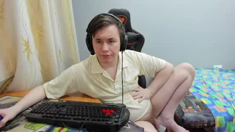 Snapshot of iliaskrislove chatting on 07-15-26, 04:45 iliaskris online show from 07-15-26, 04:45