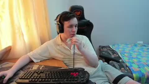 Snapshot of iliaskrislove chatting on 07-17-26, 11:06 iliaskris online show from 07-17-26, 11:06