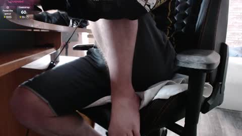 Snapshot of iliaskrisloveee chatting on 03-06-25, 01:14 lord online show from 03-06-25, 01:14