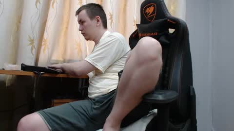 Snapshot of iliaskrisloveee chatting on 11-01-25, 05:20 lord online show from 11-01-25, 05:20