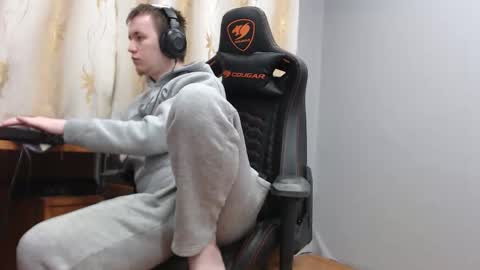 Snapshot of iliaskrisloveee chatting on 11-30-25, 02:04 lord online show from 11-30-25, 02:04