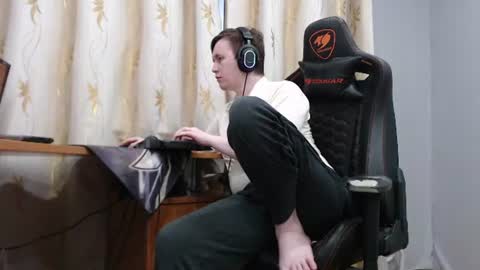 Snapshot of iliaskrisloveee chatting on 07-07-26, 11:20 lord online show from 07-07-26, 11:20