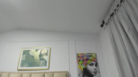 ILY   online show from 12-31-24, 05:44