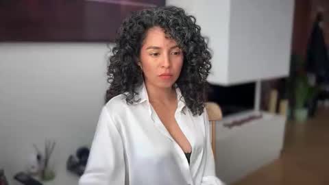 Kloe online show from 11-25-25, 08:09