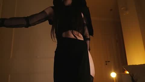 illona_harriss online show from 10-31-25, 07:04