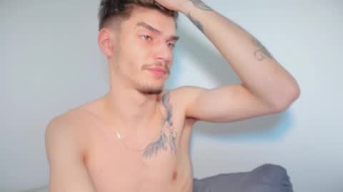 Snapshot of illusions888 chatting on 11-16-25, 06:19 D-Illusion online show from 11-16-25, 06:19