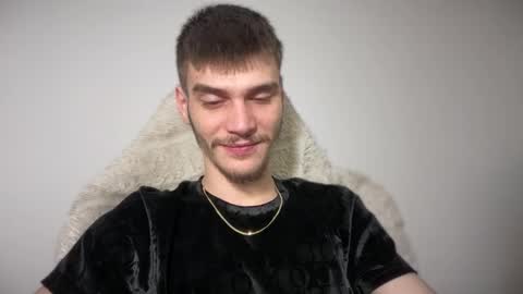 Snapshot of illusions888 chatting on 12-14-25, 02:55 D-Illusion online show from 12-14-25, 02:55