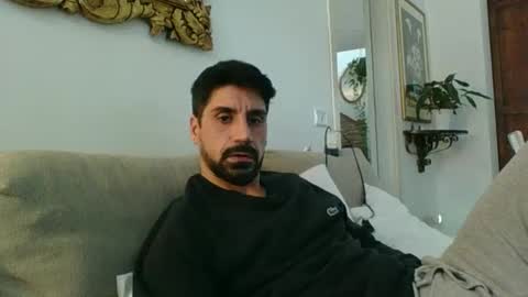 Snapshot of ilmangj90 chatting on 01-27-25, 11:11 ilmangj90 online show from 01-27-25, 11:11