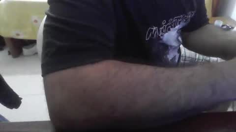 Snapshot of ilmorro427 chatting on 06-10-26, 02:23 ilmorro427 online show from 06-10-26, 02:23