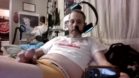 Snapshot of ilovewomensmokers0935 chatting on 03-19-26, 04:38 ilovewomensmokers0935 online show from 03-19-26, 04:38