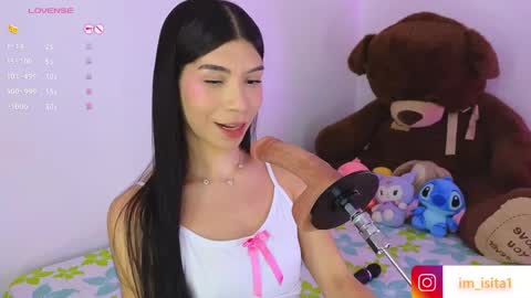 Snapshot of im__isabella chatting on 05-21-26, 02:51 Isa Vasquez online show from 05-21-26, 02:51
