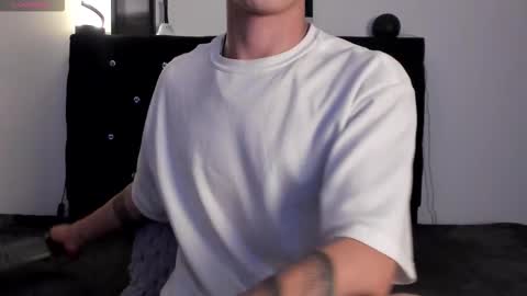 Snapshot of im__thomas chatting on 09-26-25, 05:00 IM THOMAS online show from 09-26-25, 05:00