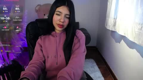 Alyn online show from 06-19-26, 03:38