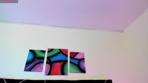 Angela online show from 02-08-25, 09:03