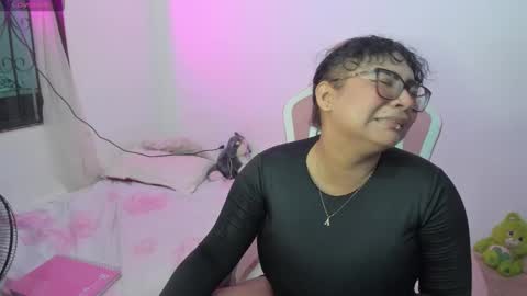 Angela online show from 09-26-25, 02:04