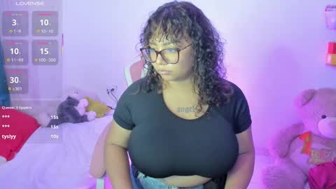 Angela online show from 10-11-25, 11:36