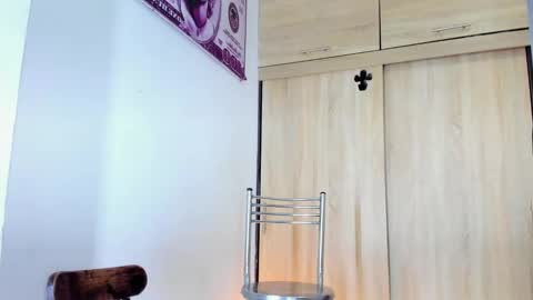 Snapshot of im_brittany_333 chatting on 12-21-24, 12:20 im_brittany_333 online show from 12-21-24, 12:20