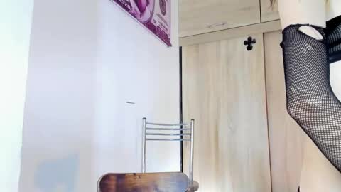 Snapshot of im_brittany_333 chatting on 01-06-25, 08:14 im_brittany_333 online show from 01-06-25, 08:14