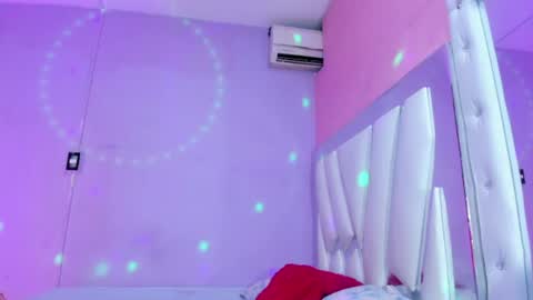 Snapshot of im_brittany_333 chatting on 07-04-26, 11:22 im_brittany_333 online show from 07-04-26, 11:22