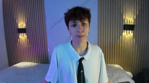 Snapshot of im_daren chatting on 10-14-25, 01:01 daren online show from 10-14-25, 01:01