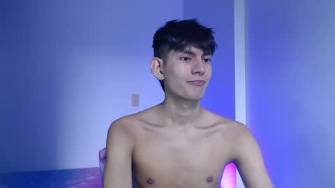 Snapshot of im_davo23 chatting on 01-15-25, 03:07 Davo online show from 01-15-25, 03:07