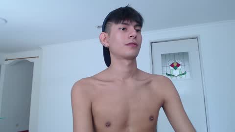 Snapshot of im_davo23 chatting on 01-17-25, 03:53 Davo online show from 01-17-25, 03:53