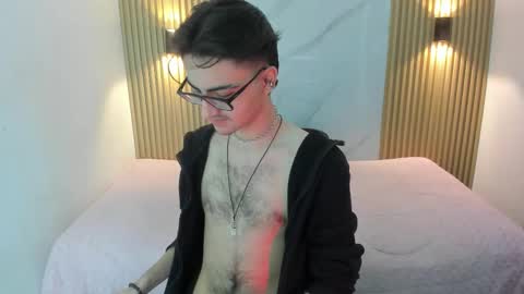 Snapshot of im_dayros chatting on 11-25-25, 10:54 dayros online show from 11-25-25, 10:54