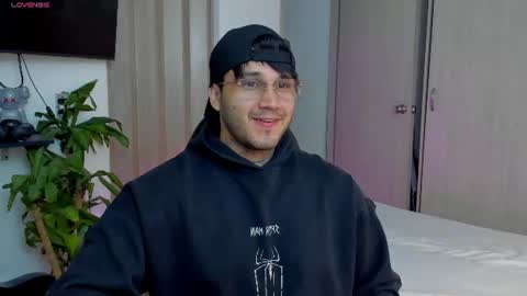 DEY online show from 07-23-26, 12:35