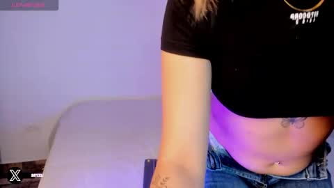 Eli  online show from 09-17-25, 04:03